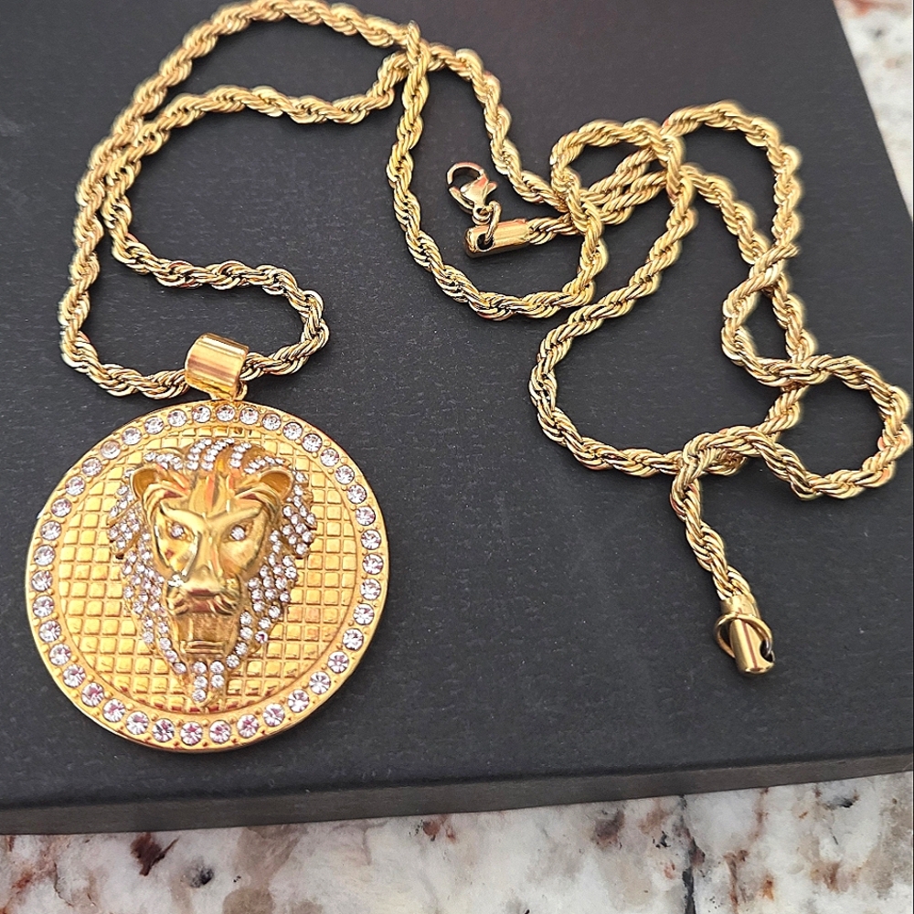 Anthony Jacobs Gold Lion Pendant Necklace